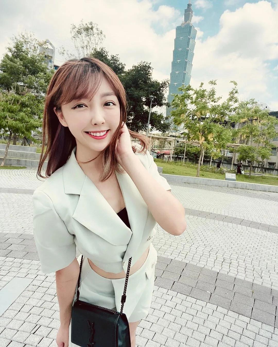 台大正妹陈采青 甜美气质让网友看了超有感(2)