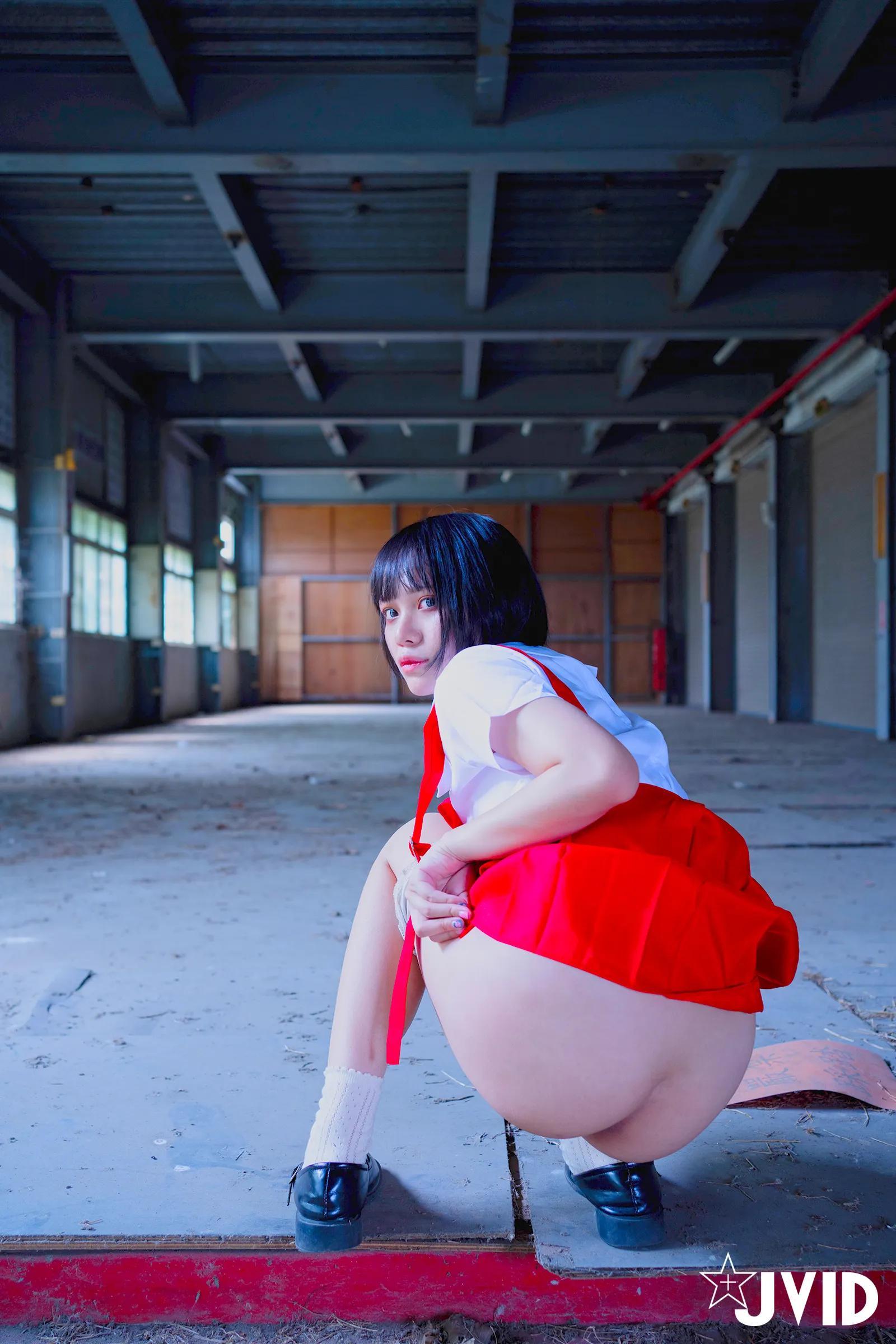 真香！盘点JVID上的「现役女大生」　性感度不输姊姊们！(37)