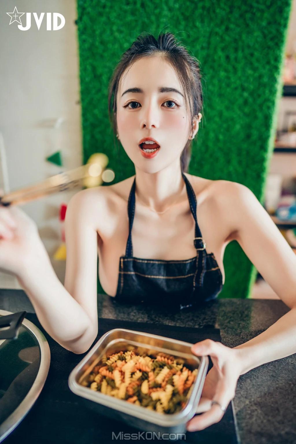 [JVID] 辰辰: 巨乳嬌妻 (193 photos )(73)