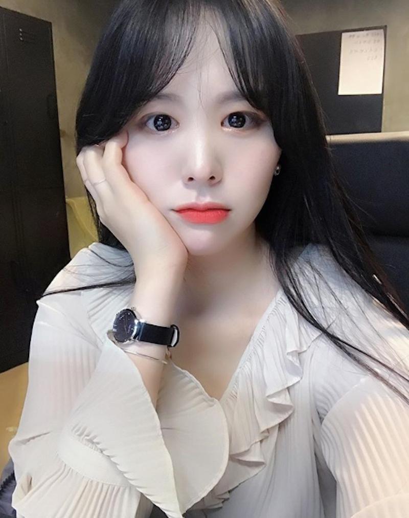 大奶姊姊gisele「人字美乳」引9万追踪！白皙浑圆好身材成为目光焦点！(11)