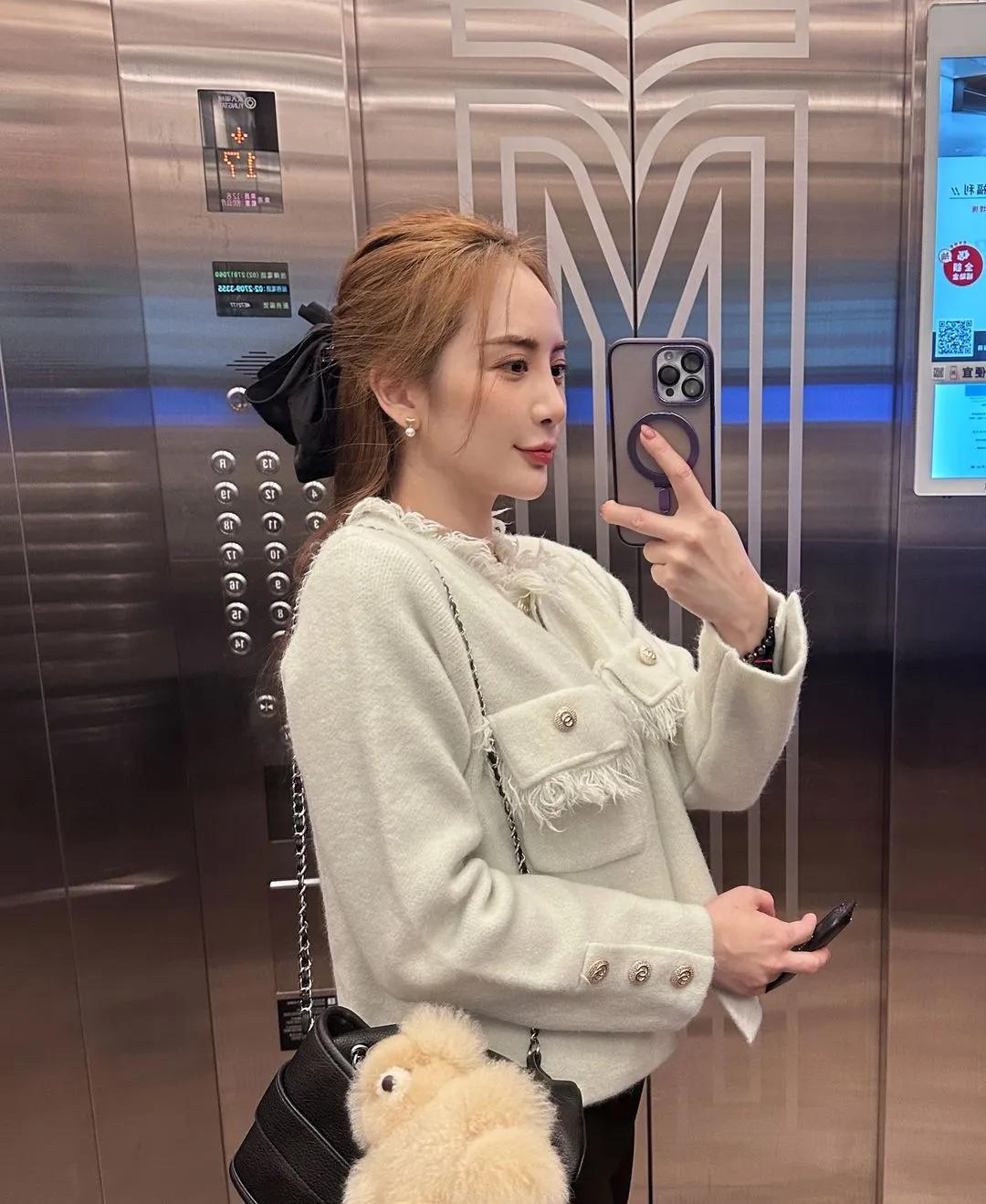 天然的可爱脸蛋「玛琳Marina」身材曲线好猛烈(1)