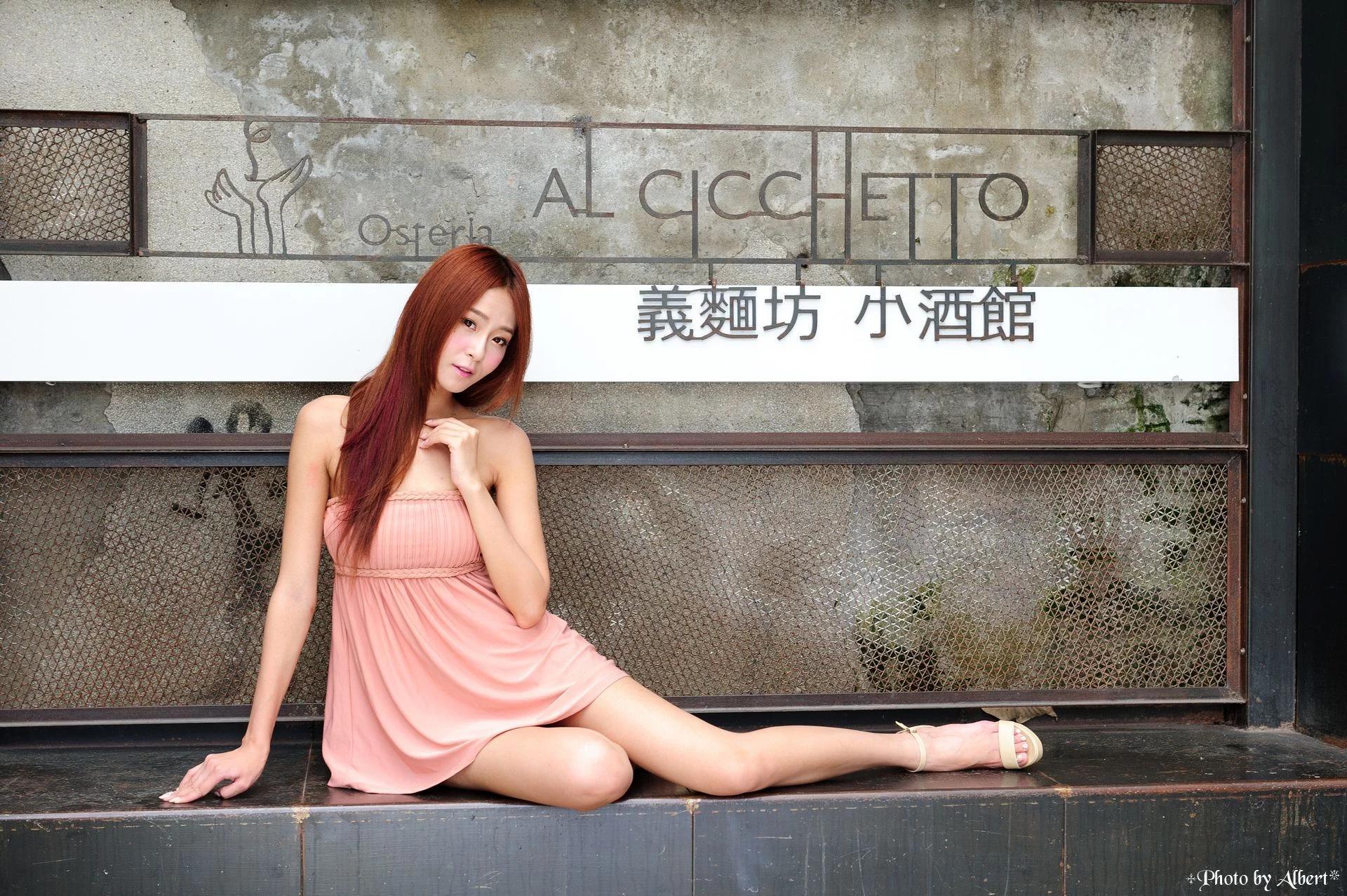 [Beautyleg番外篇] Winnie小雪-校园制服短裙写真(76)