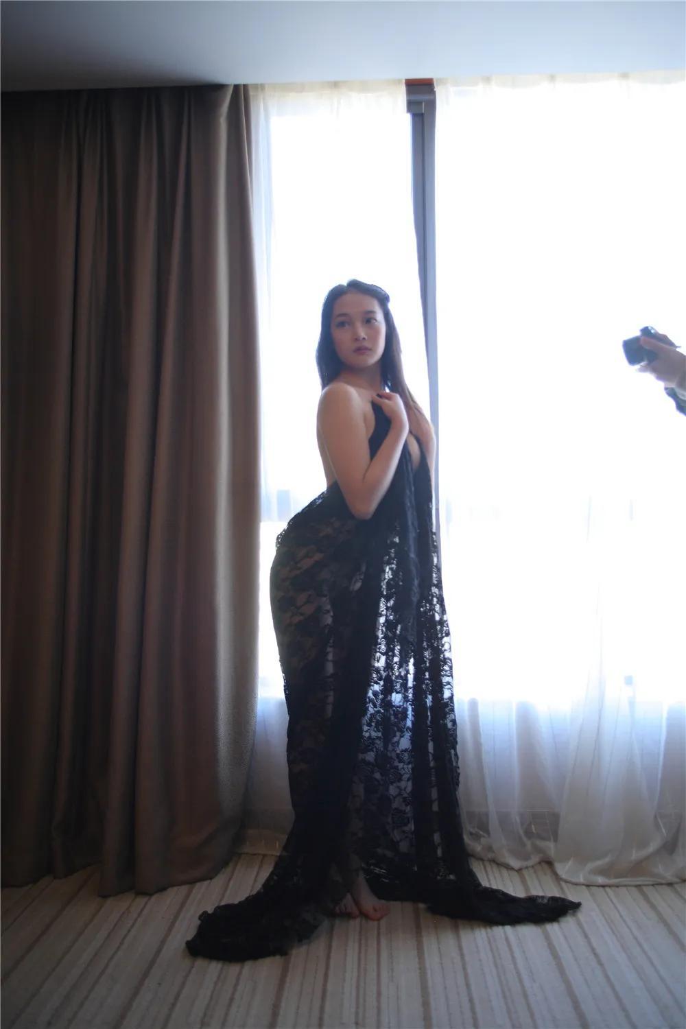 极品国模馨静私拍套图333P(53)