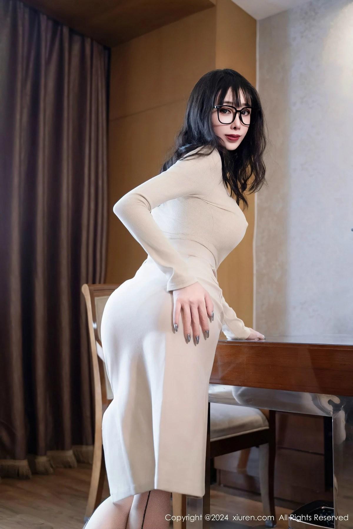 [XiuRen秀人网]第8392期宝宝甜写真(12)