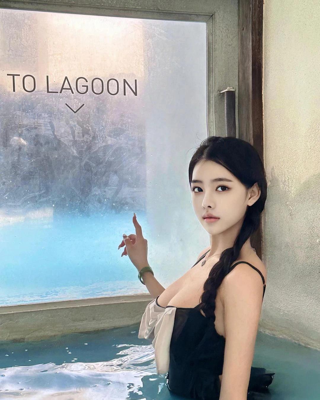 想起了初戀「Sooxiiy」稚嫩模樣惹人疼愛 色香味俱全 (40P)(12)