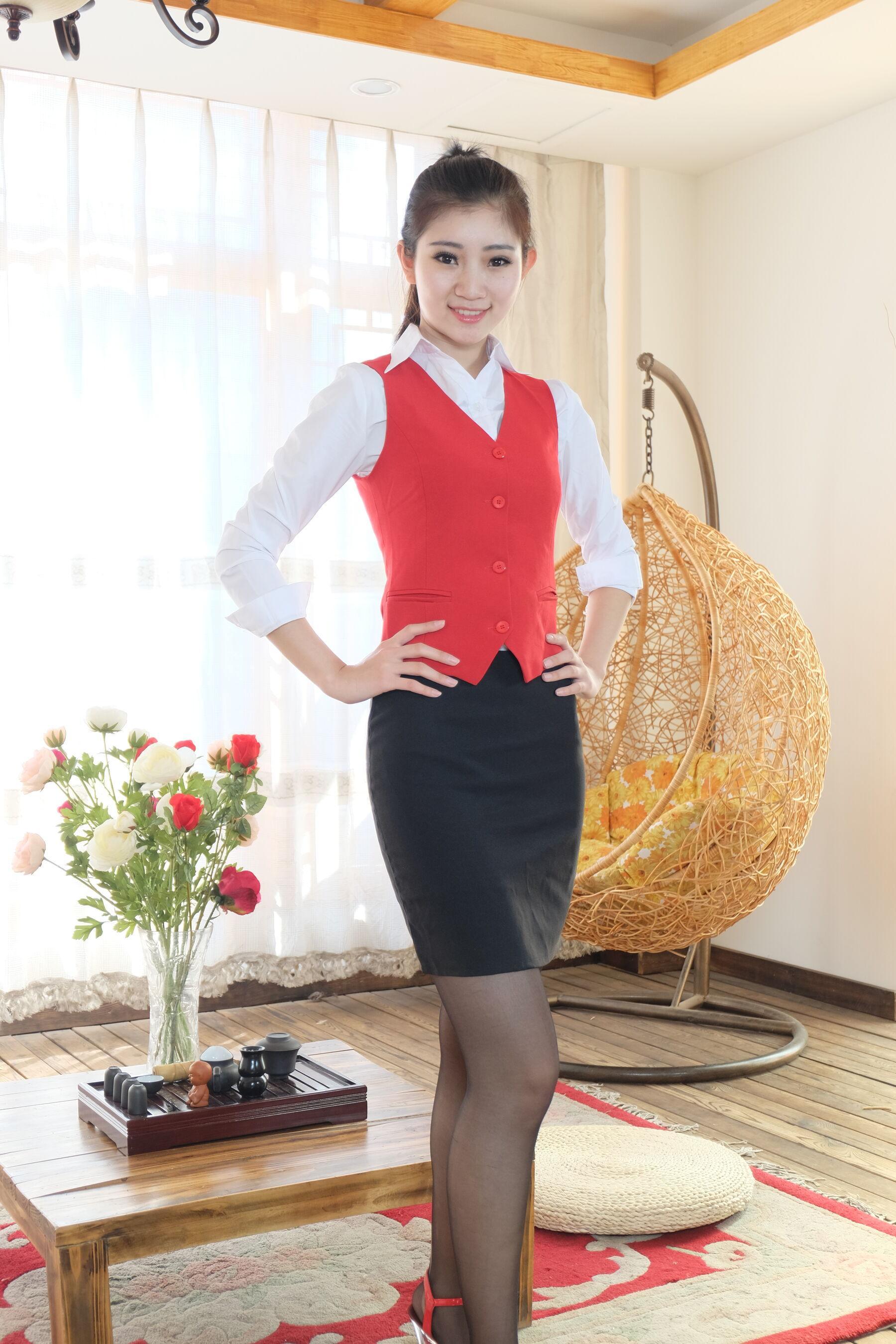 国模套图 国模馨悦人体私拍套图(6)