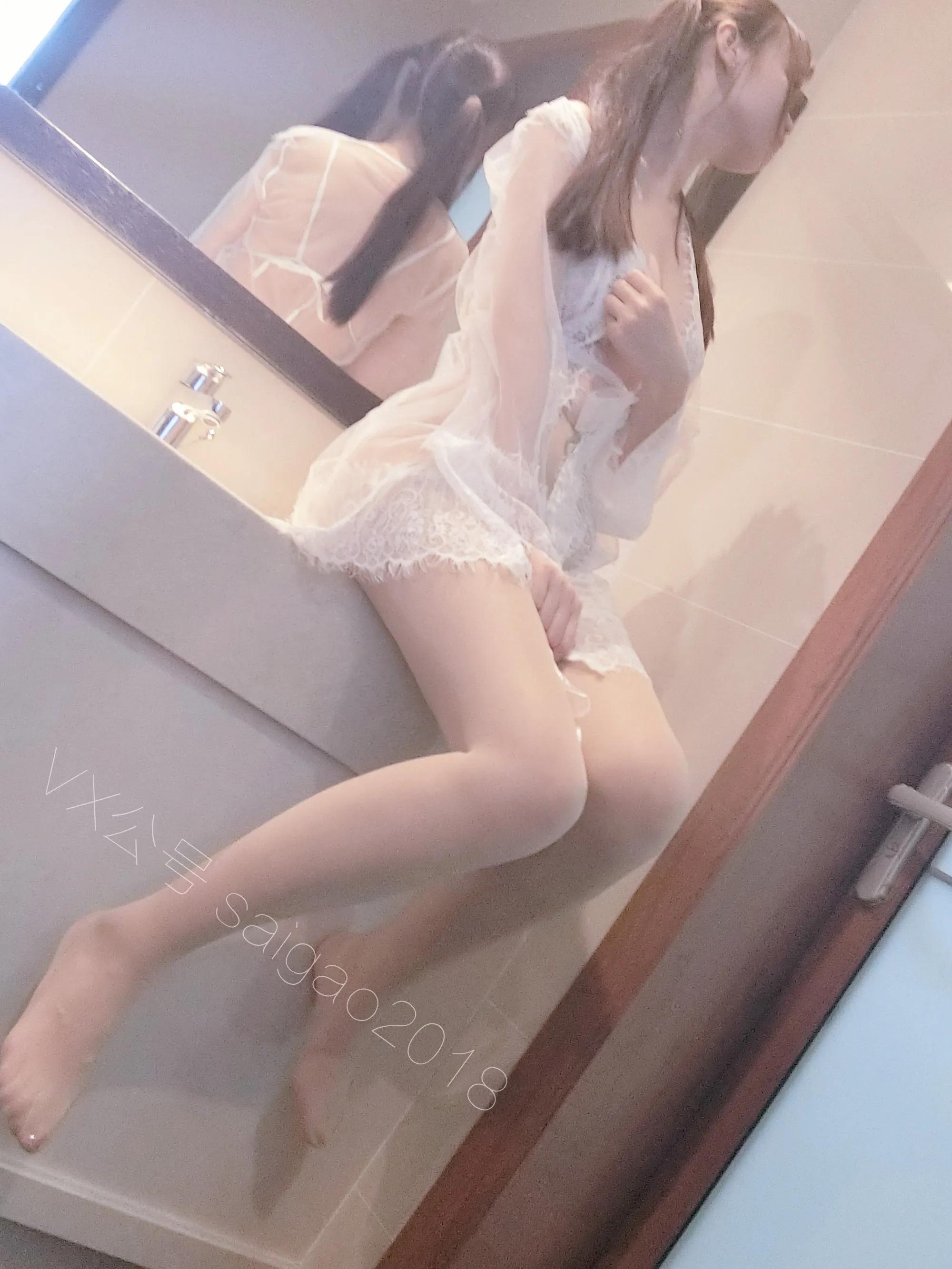 赛高酱2019年五一特刊+齐逼牛仔裤 122p(61)