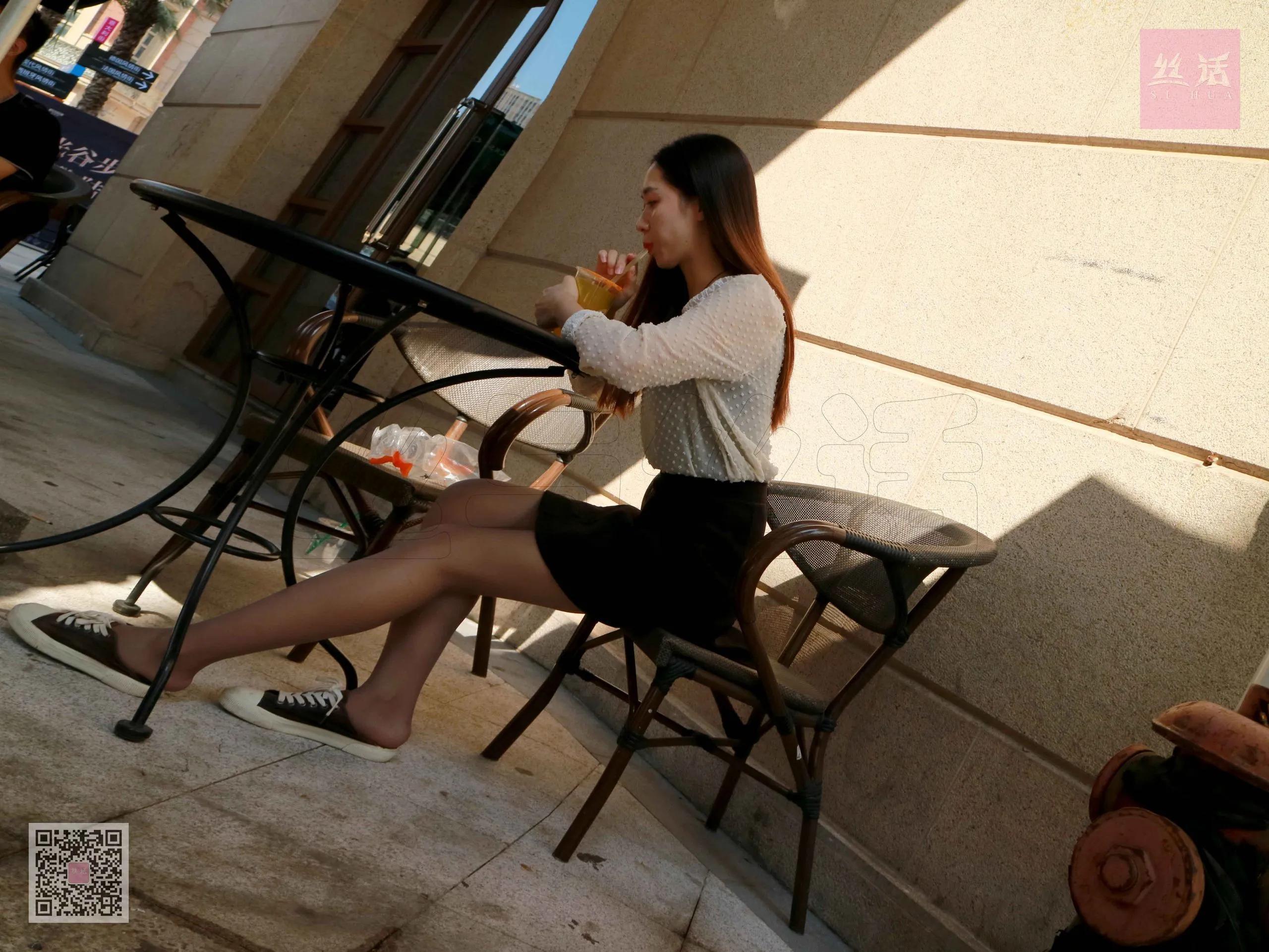 [SiHua思话] SH002 嘉欣闹市区的丝拍(72)