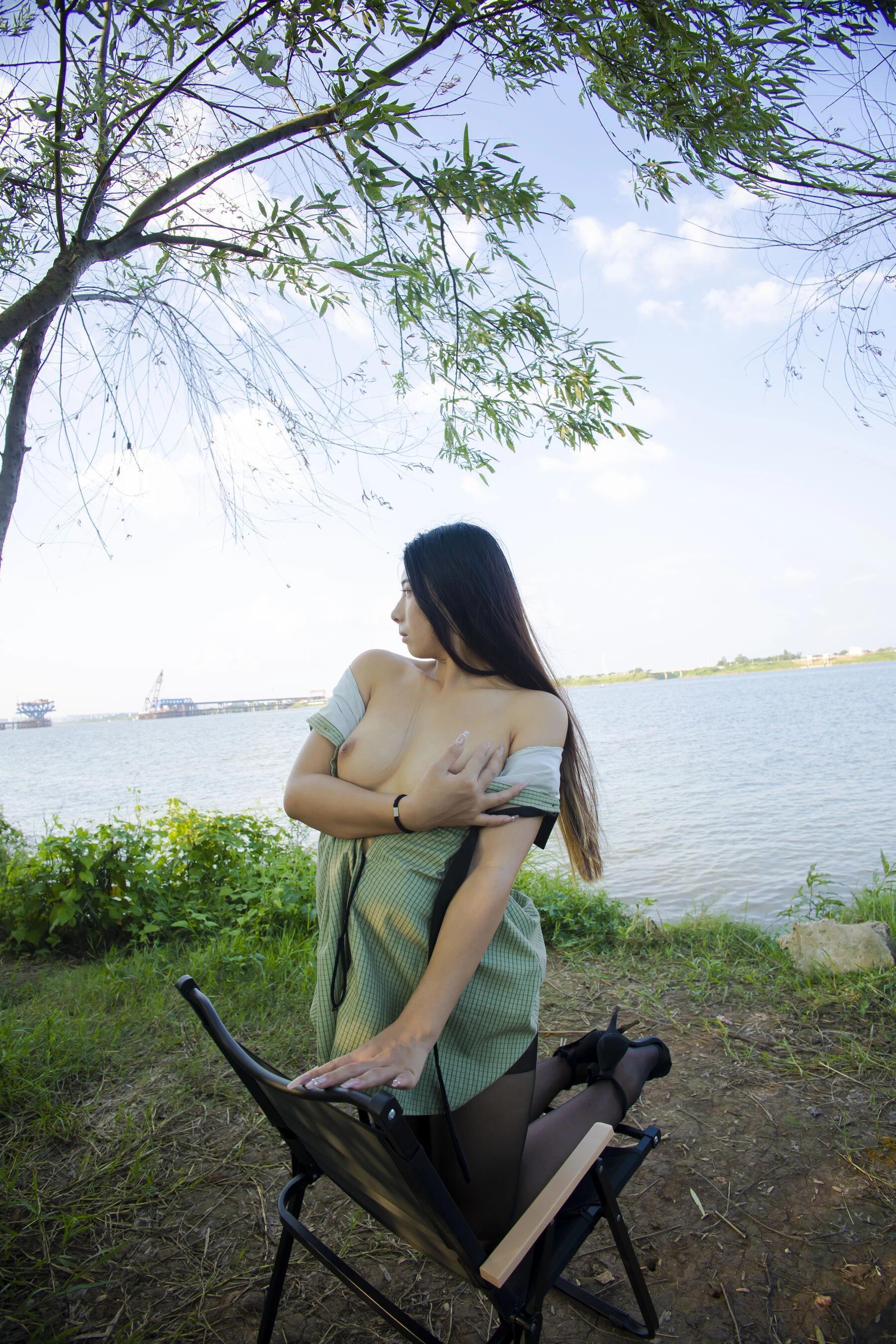 黃甫靜一國模大尺度人體私拍(靜一)DISK2 (623P)(192)