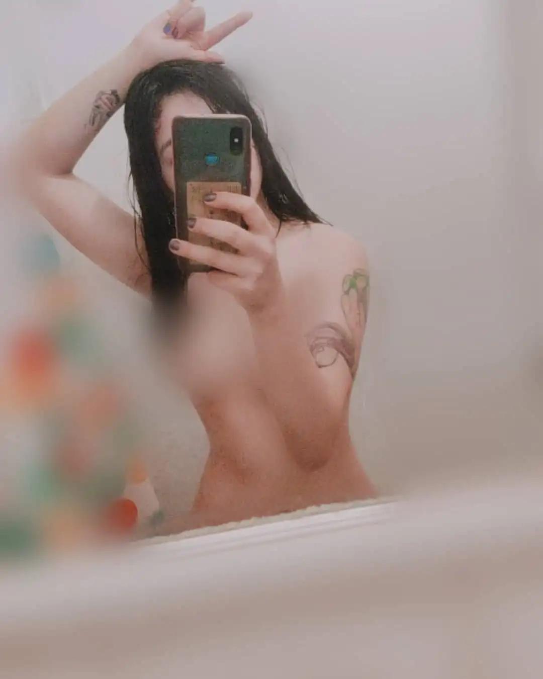 小周子瑜黑化啦！18岁开荤尝禁果　手滑PO出与男友私密床照遭网友疯传(8)