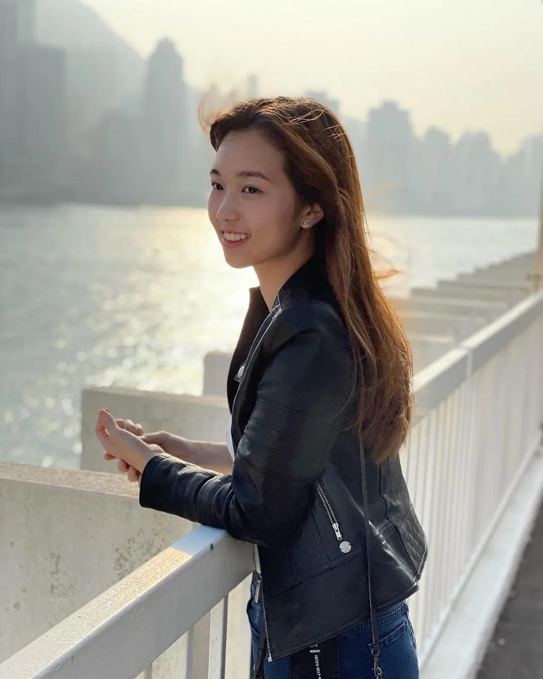 清新可人的「正妹医生」让人好心动！超甜笑容和专业白袍，网友：想给你看病！(10)