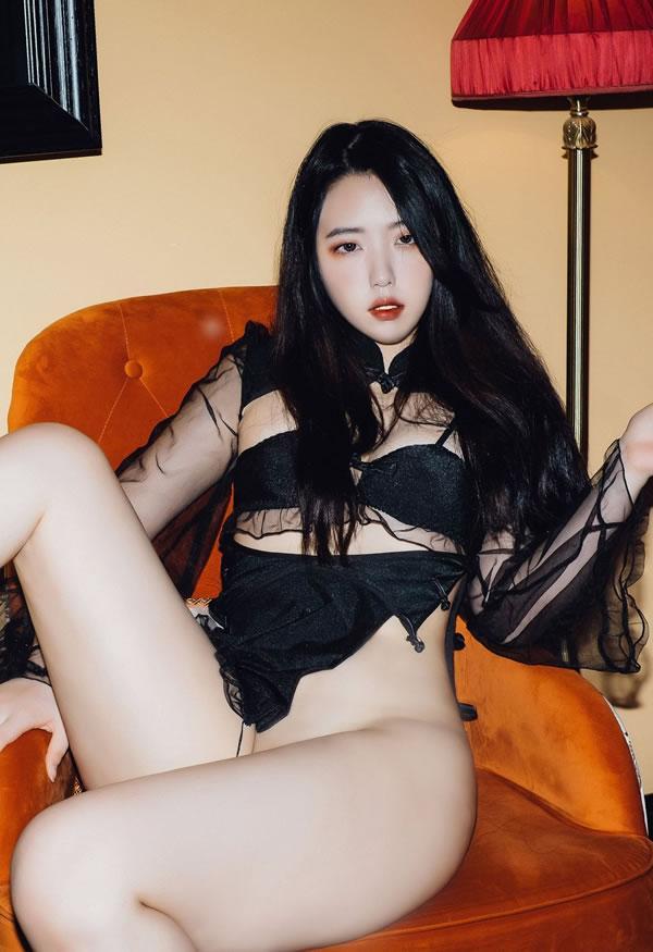 漂亮的女荷官公主Dame黑色情趣无圣光图集