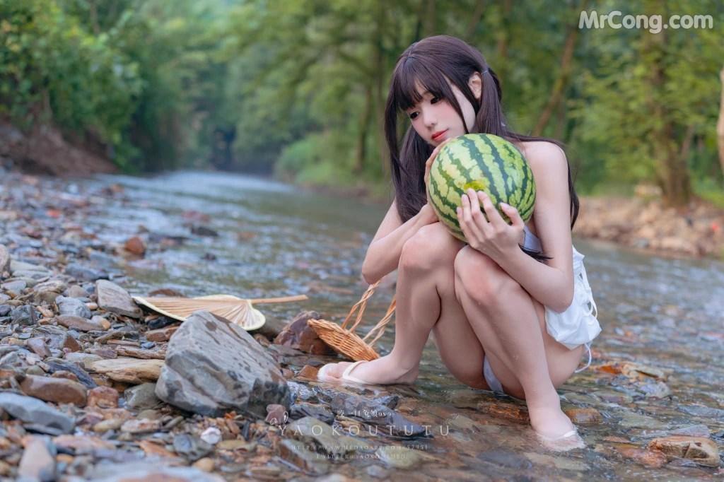 Coser@黏黏团子兔: 八月订阅『溯溪之夏』& 恋爱循环 (60 photos )(38)