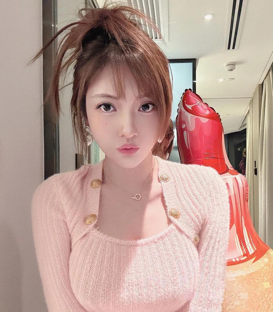 正妹模特「欧咏怡」清纯无辜脸蛋有著美乳好身材(4)