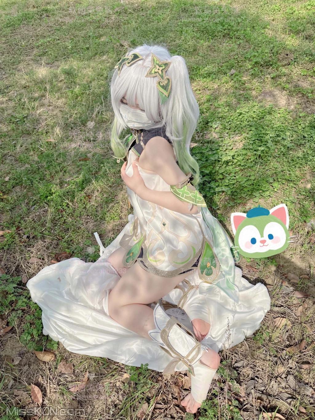 Coser@软萌兔兔酱: COS草神纳西妲，水晶棒玩弄娇嫩菊花小骚穴，水嫩一线天白虎嫩B (74 photos )(36)