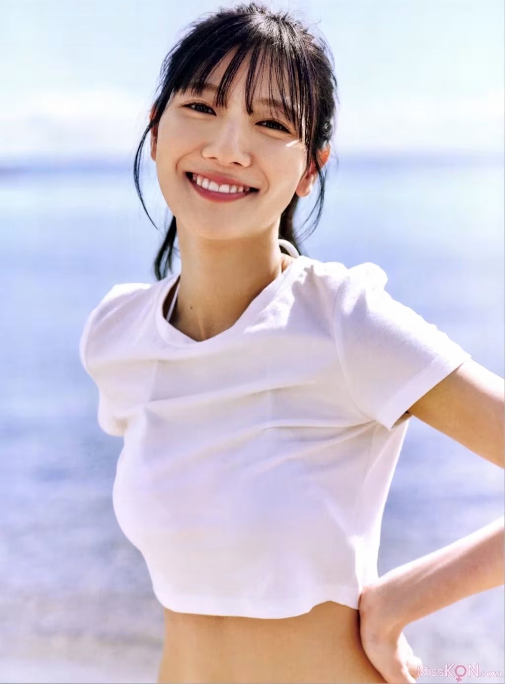 [JP] Hina Kawata (河田陽菜)： 2nd寫真集 テイクオフ (172 photos) - ( Page 1 / 2 )(4)