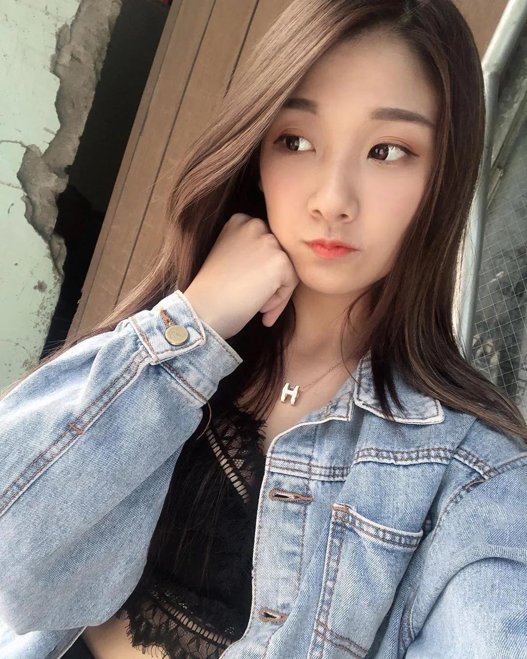 正妹护理师「小莓」天菜级颜值(20)