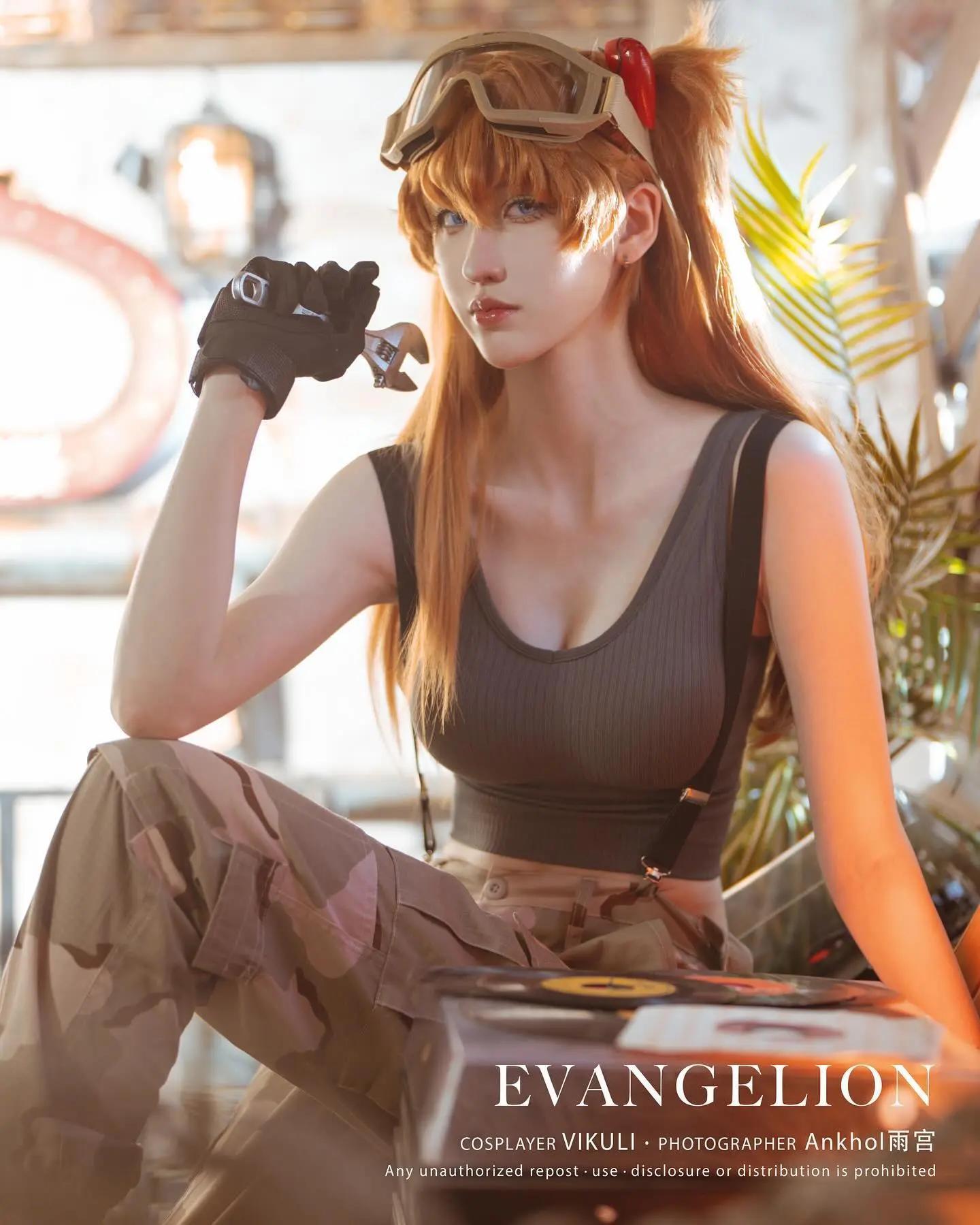 水汪大眼「ViKU猫梨梨」大奶妹魔鬼身材不得了(17)