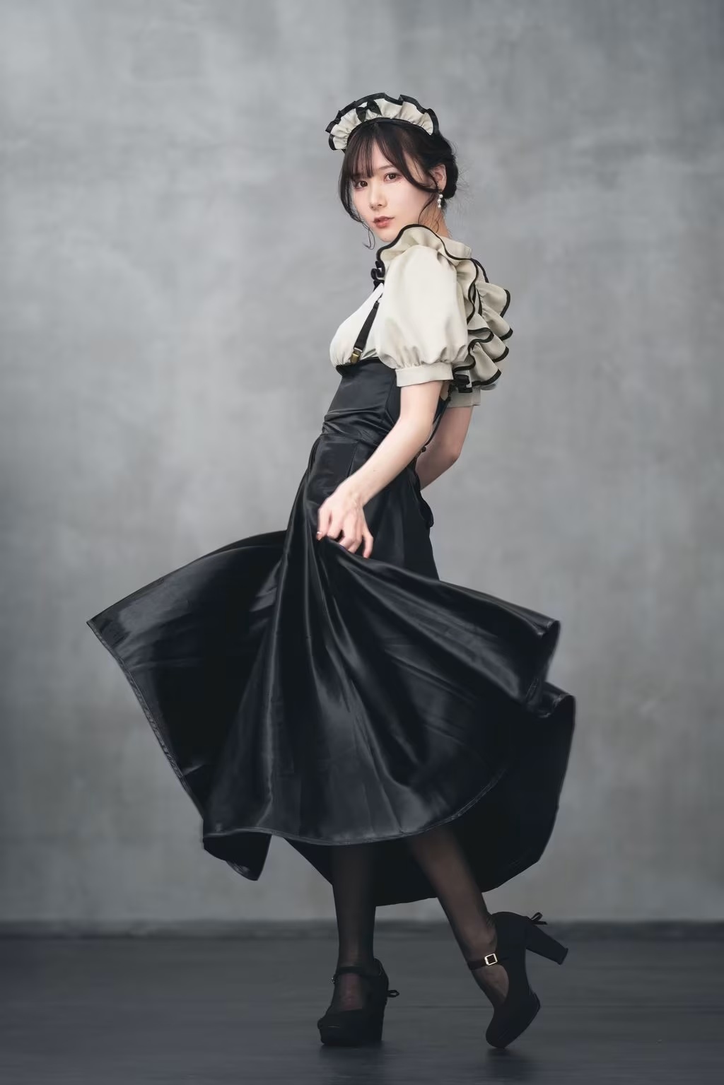 Coser@けん研 (けんけん)： 観賞用フェチメイド (55 photos) - ( Page 1 / 3 )(49)