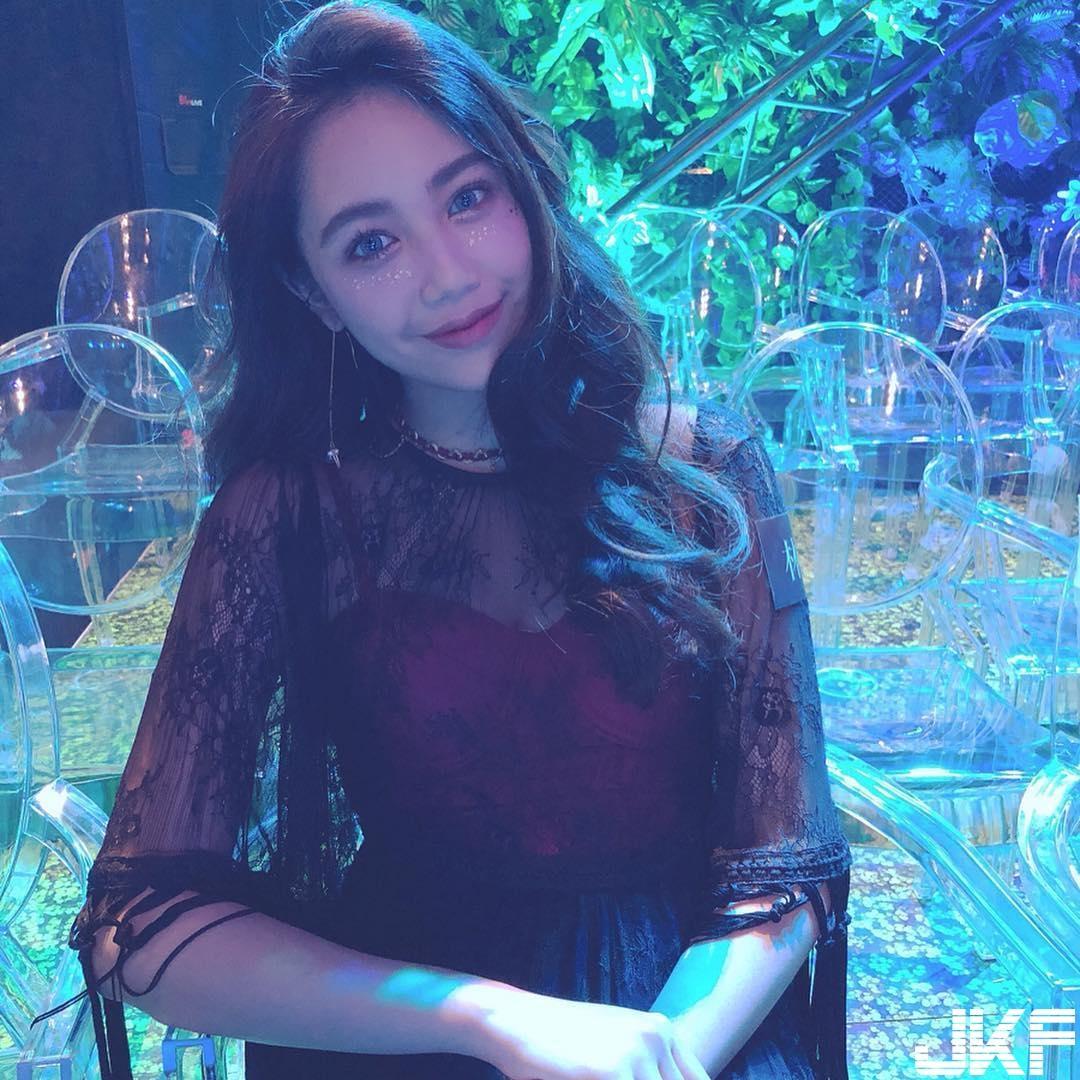 严选高颜值！又甜又正的绝美少女「林茉曦Angel」，微微一笑所有男女甘拜下风！-小湿妹图(2)