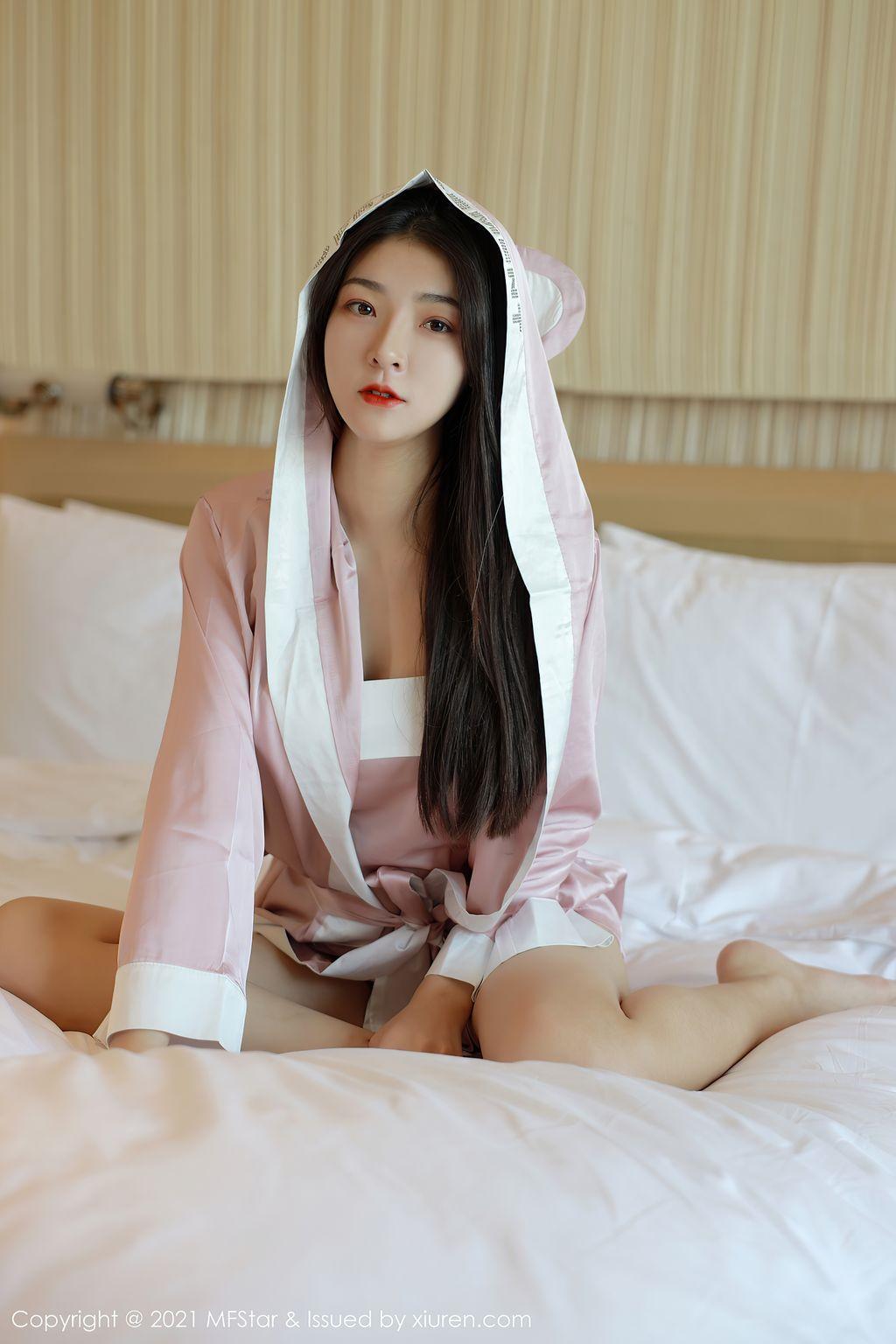 MFStar Vol.453: Laura 苏雨彤 (44 photos)(12)