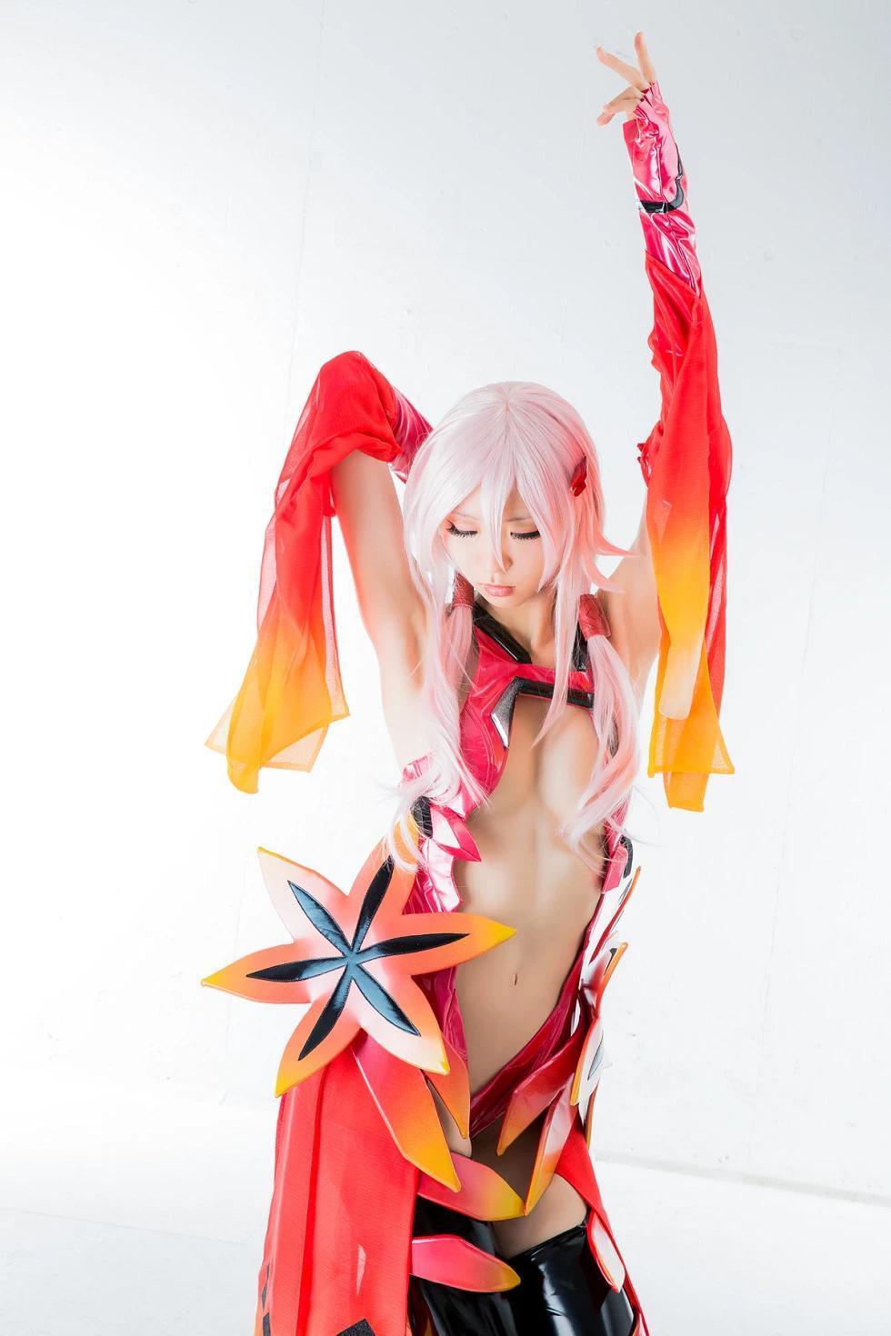 [Cosplay精選]Cosplay真人CelleQuiPriePourDemanderLePardon萌妹子寫真350P(43)