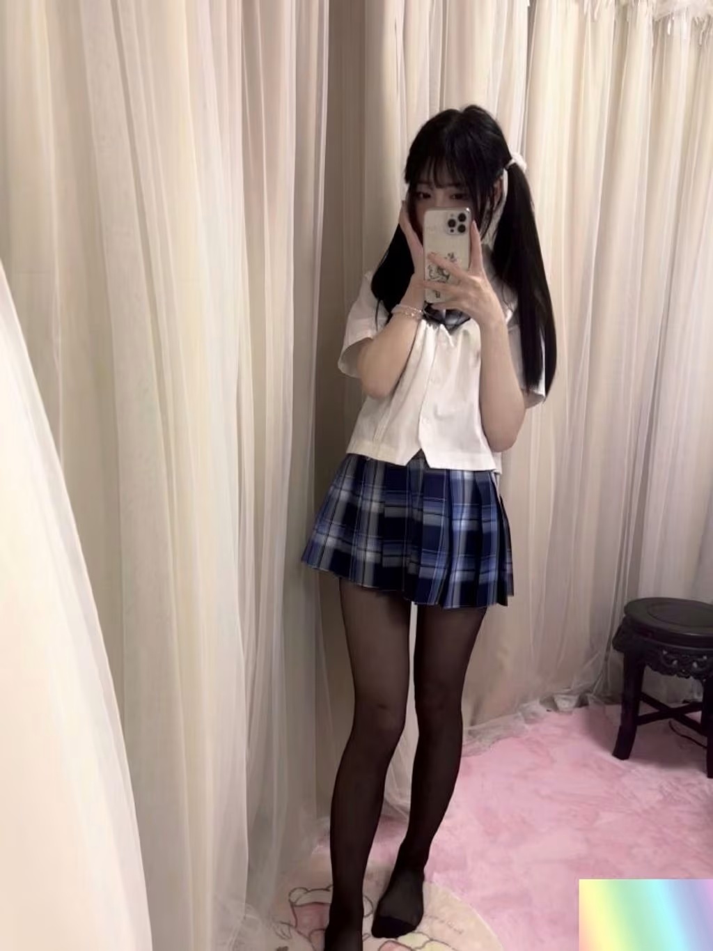 fanchaYJS： X硬核泡良大神 真槍實彈眾多反差婊 (237 photos + 75 videos) - ( Page 1 / 12 )(96)