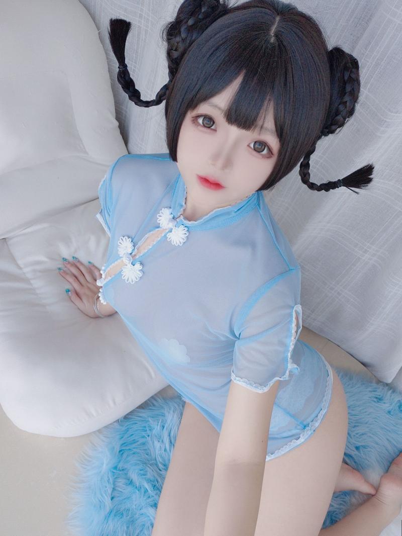 [Cosplay] 日奈娇 透明旗袍自拍(1)