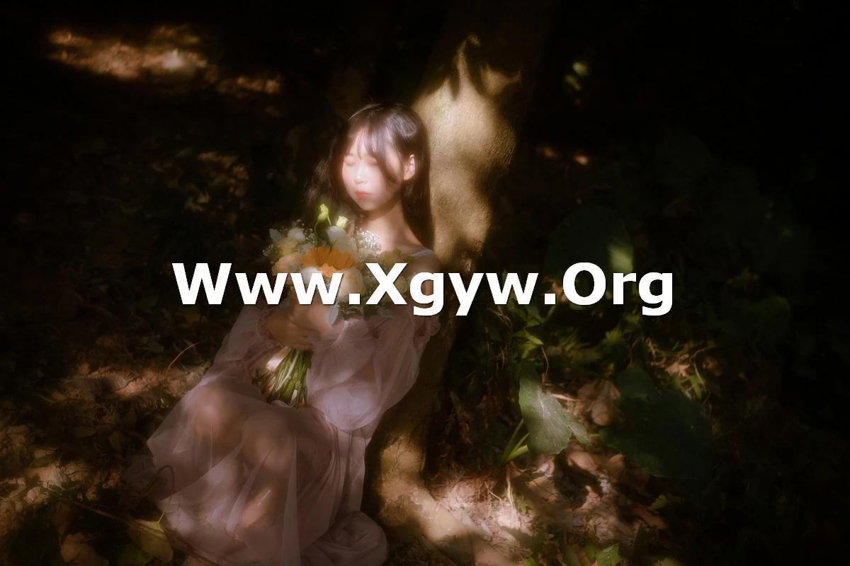 陽光美少女萌芽兒o0林中少女主題戶外性感白色薄紗裙透視秀白色內衣誘惑寫真30P(13)