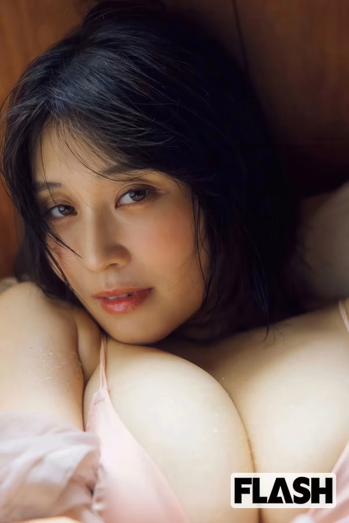 Rin Takahashi 高橋凜, FLASH 2025.12.16 (フラッシュ 2025年12月16日號)(8)