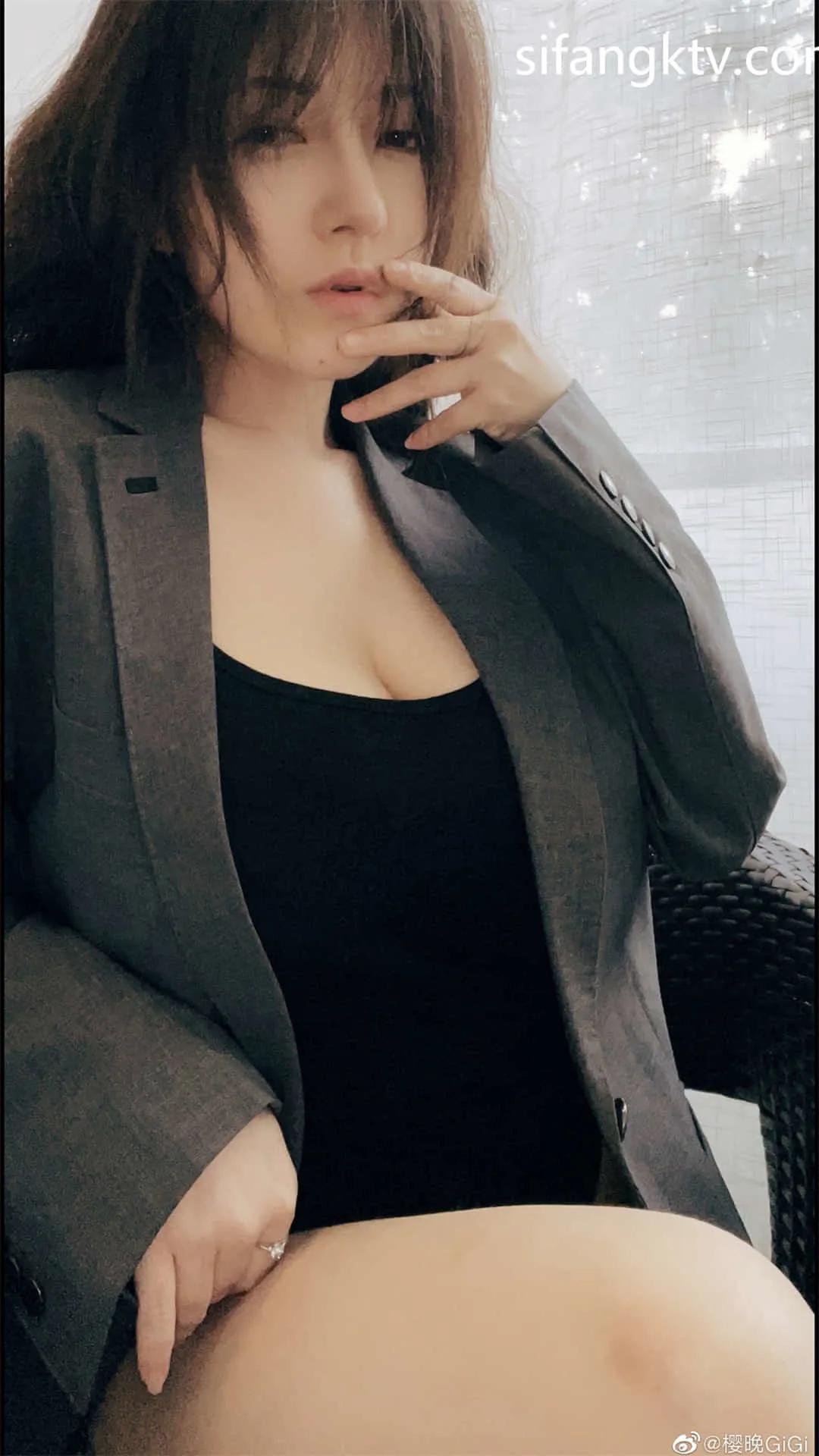 樱晚gigi - NO.41 粉丝群收费写真41 散图-01(33)