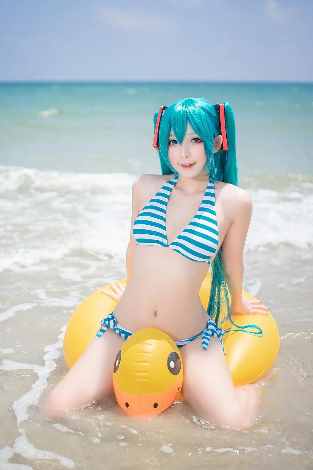 [2023-02-28] Lightcos - Miku Bikini(11)