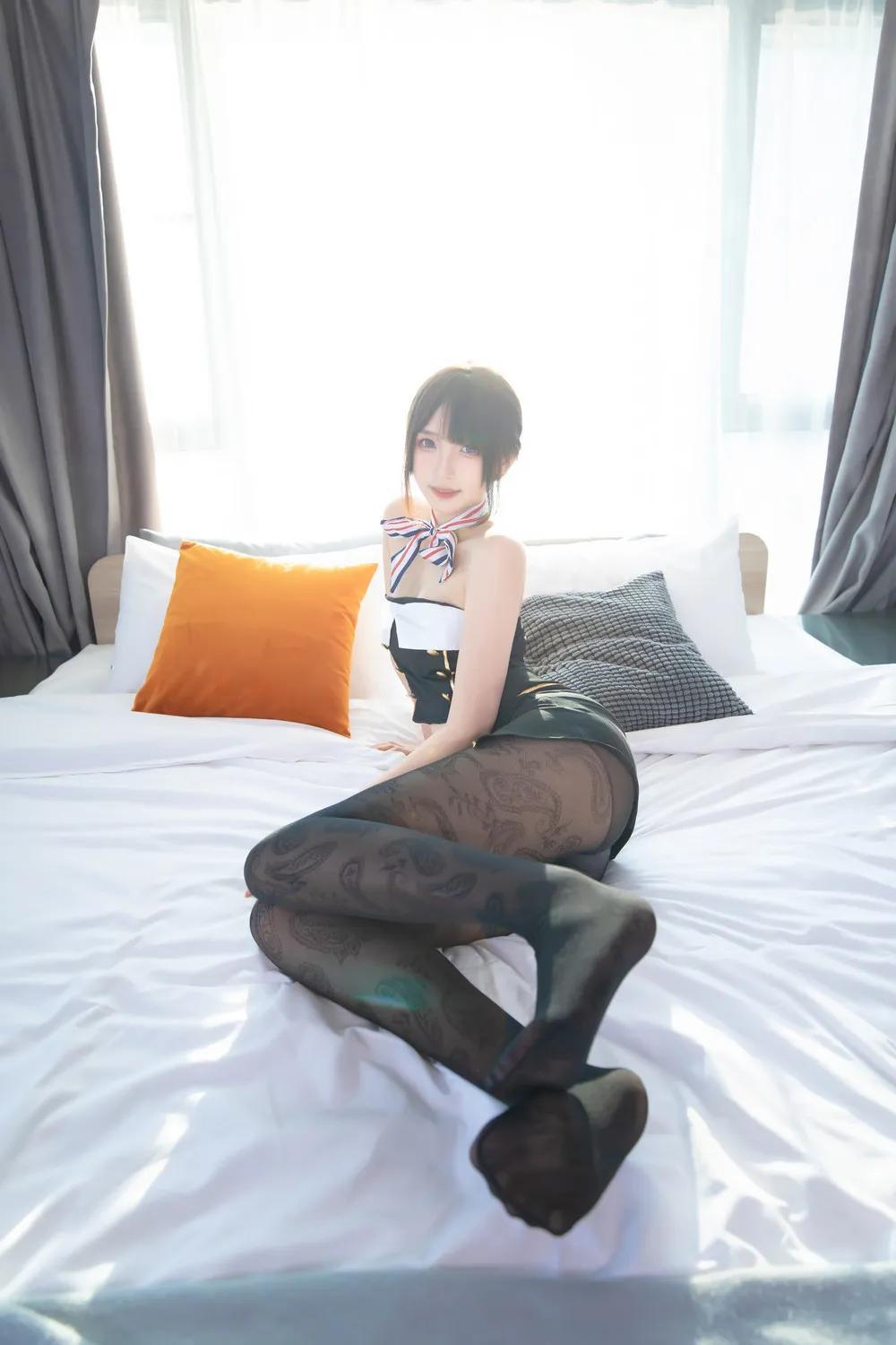 神楽坂真冬《平口空姐》黑丝特写让人心动(51)