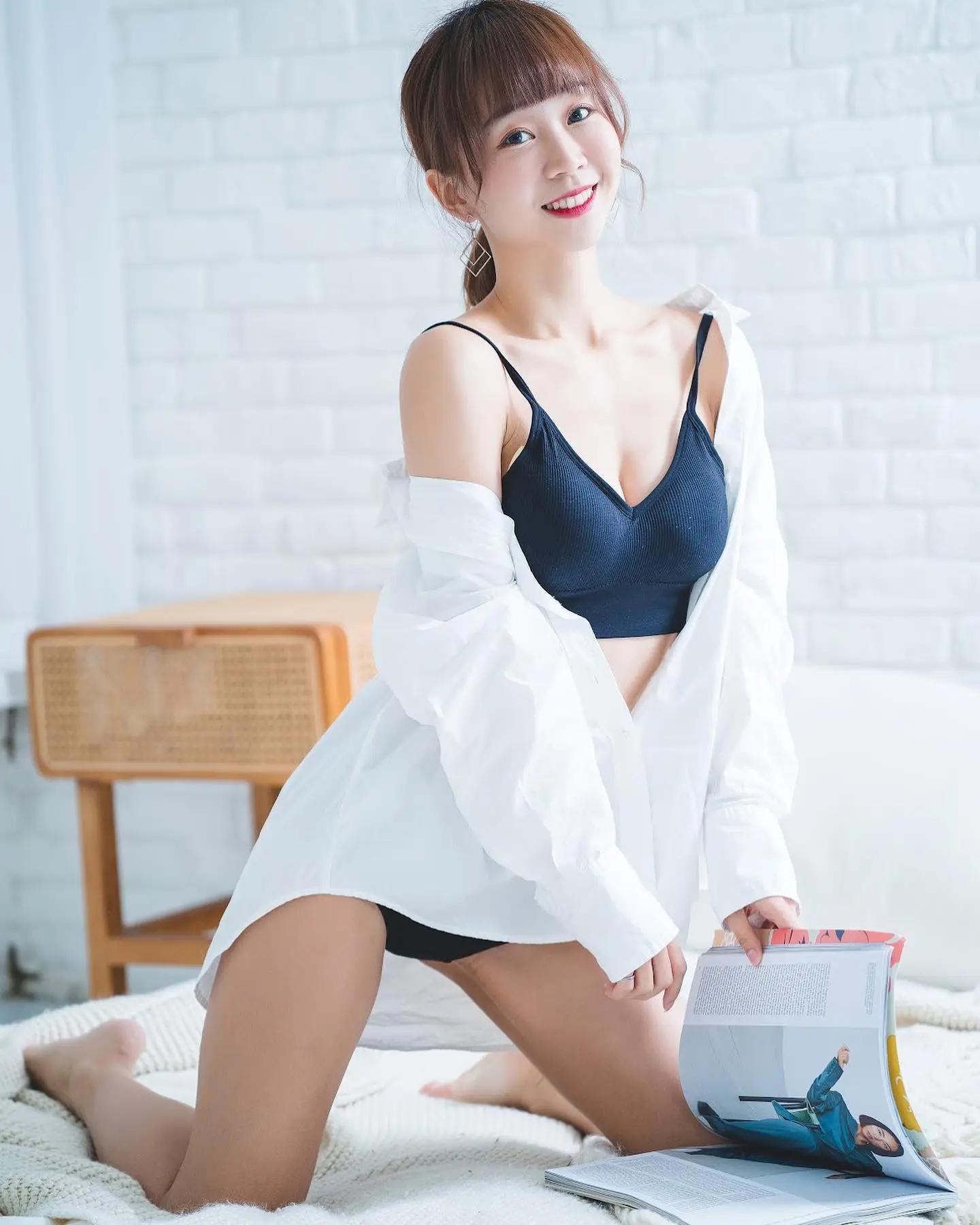 大眼正妹「安娜」精致五官让人著迷！奶香浓烈喷发纤腰长腿紧实肌光看就觉得猛猛(10)