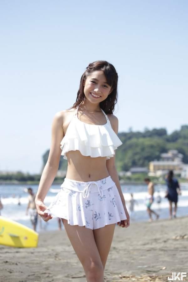 《最让男生失望的5款泳衣》女生眼中的可爱款式却是不受好评？(2)