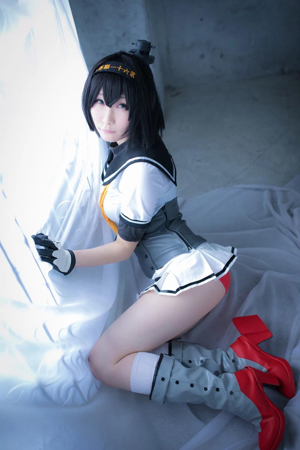 [Cosplay精選]COS正片《Suite2》圖集紅色內褲系列+黑色緊身衣誘惑寫真330P(282)