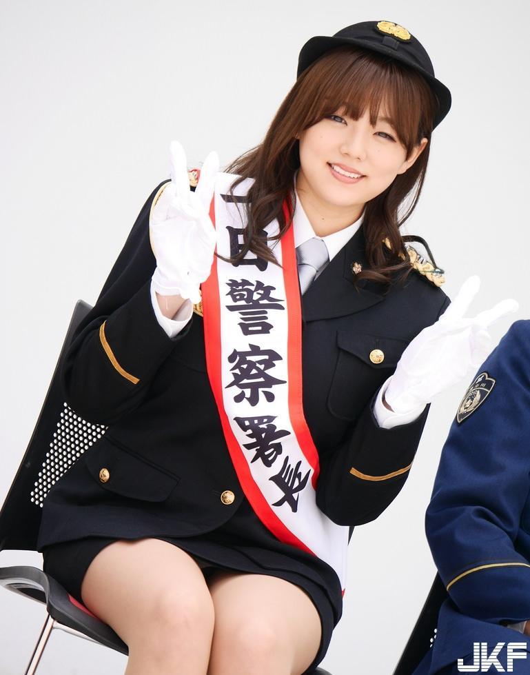 日本「美女警员」报到！高颜值的正义使者！每个都正到都意图使人「袭警」...(3)