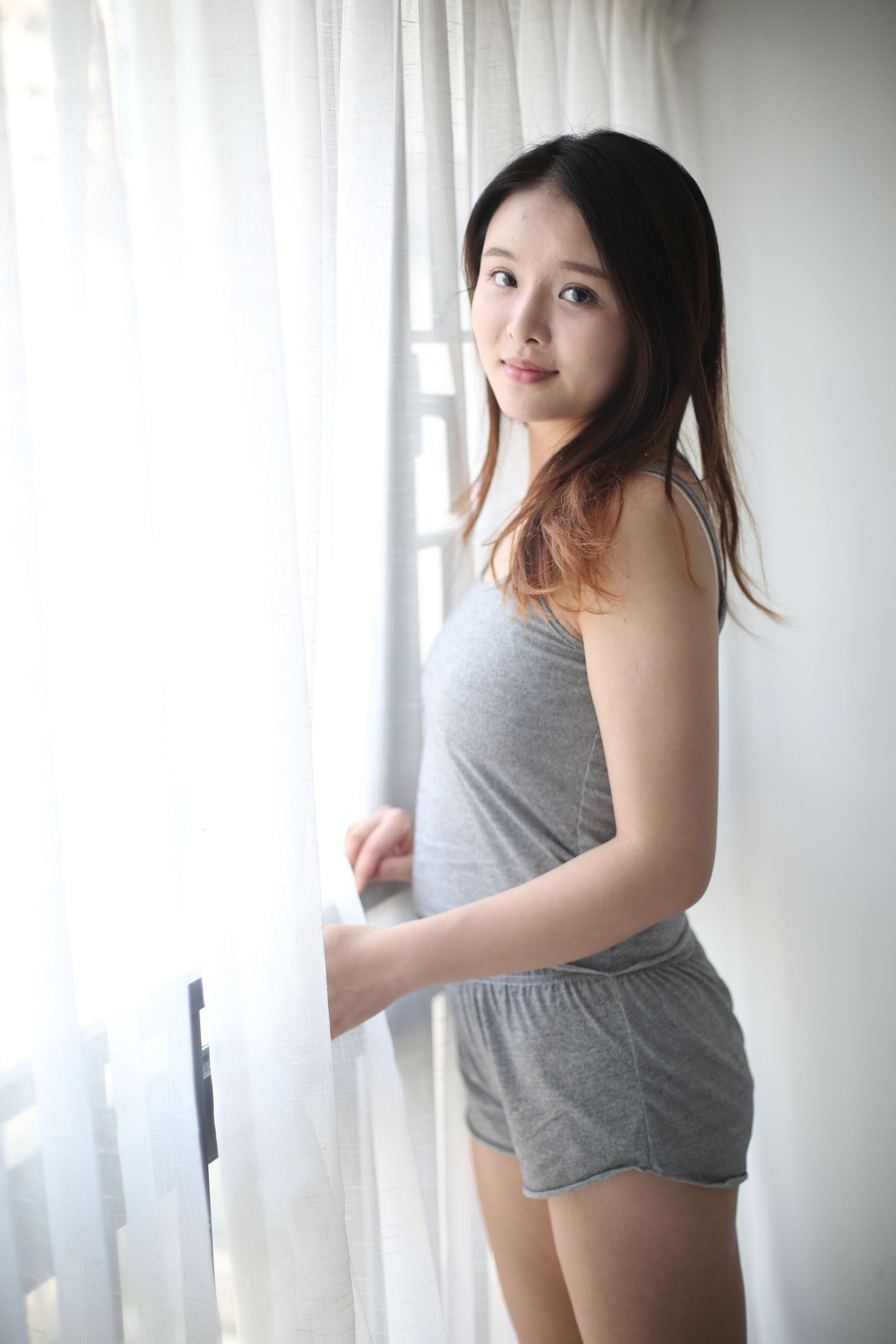 国模套图 国模滢心大尺度人体私拍套图(189)