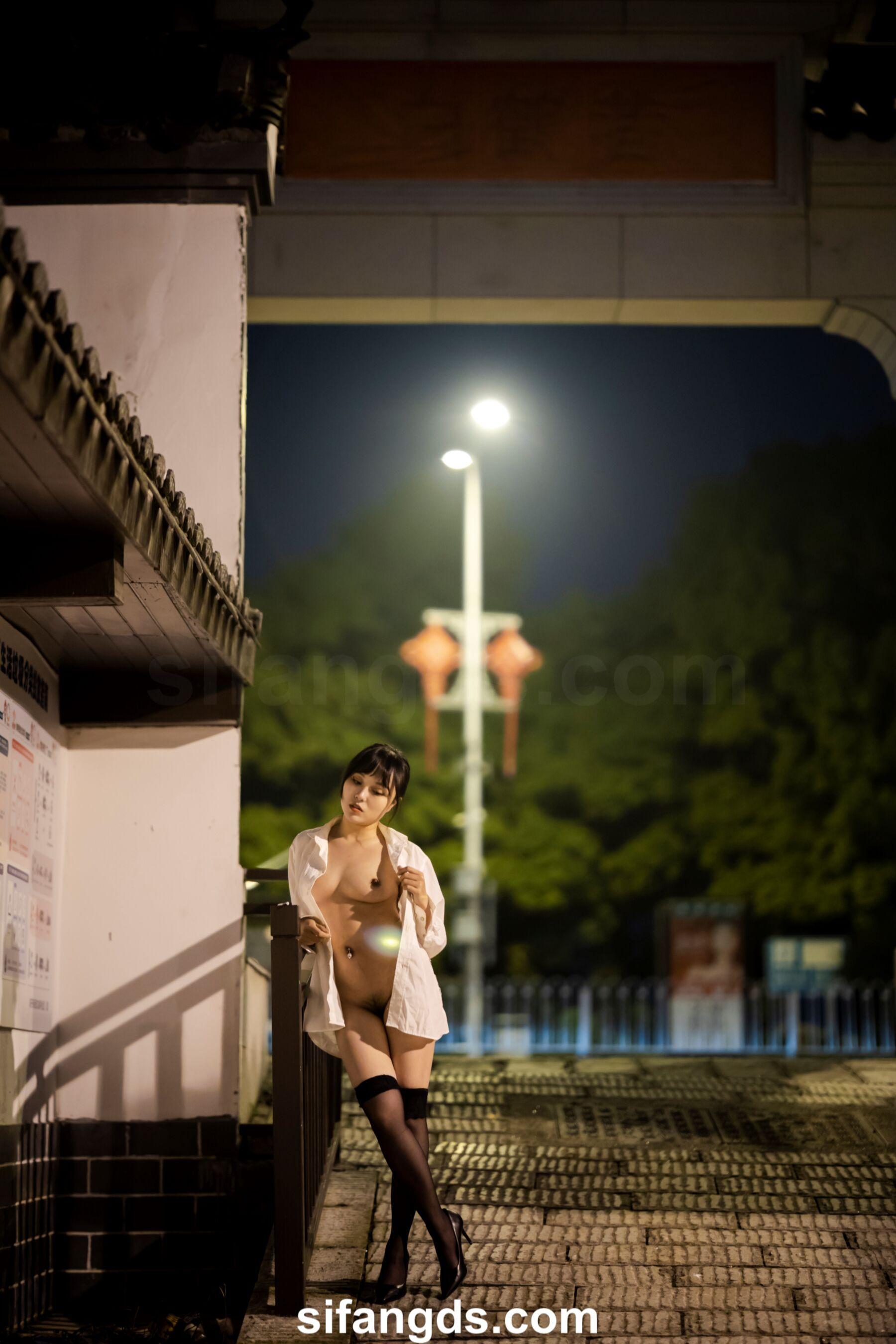 黄甫 国模静茹大尺度人体私拍套图(346)