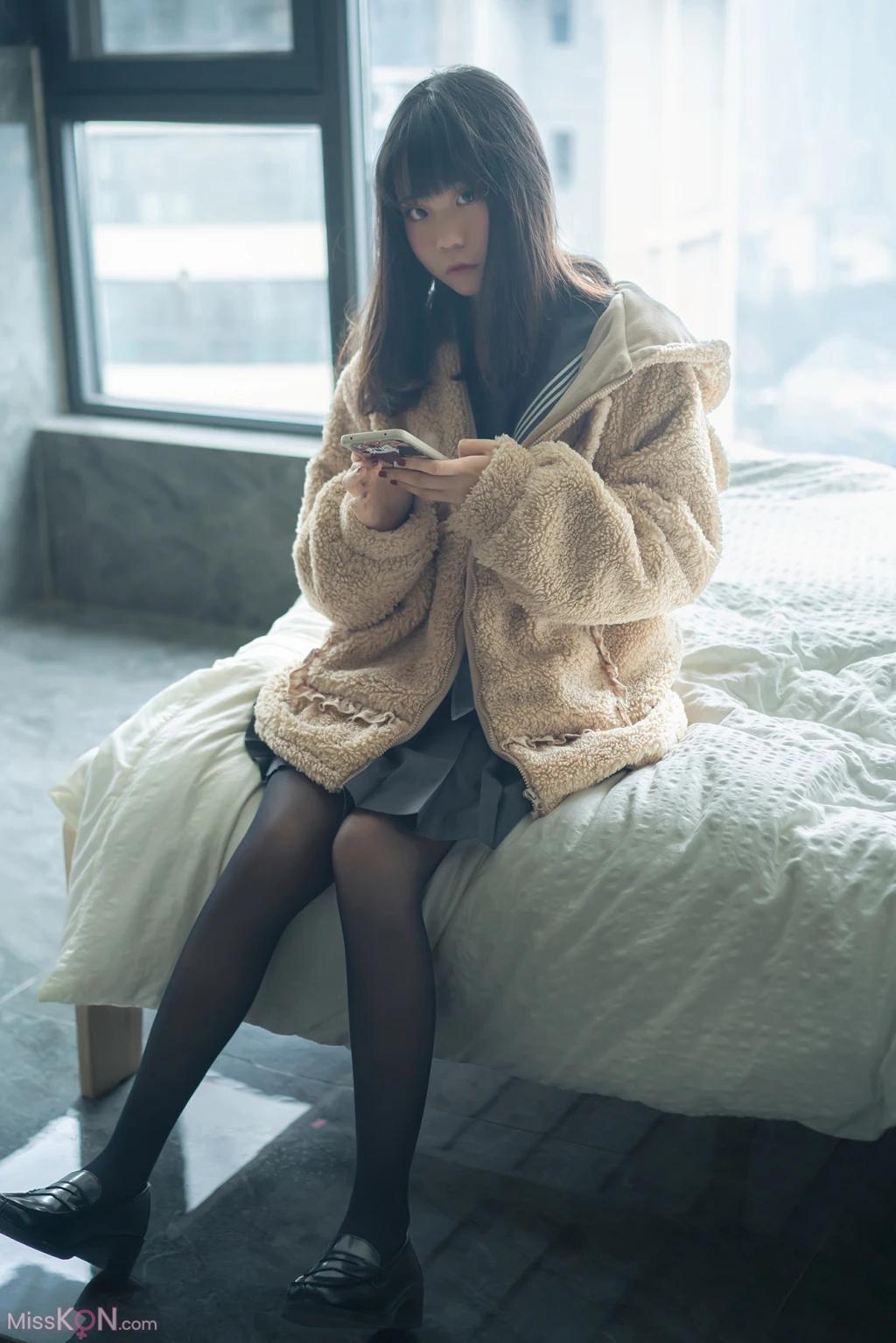 Coser@一只小栗奈: 熊熊JK女友 (212 photos )(135)