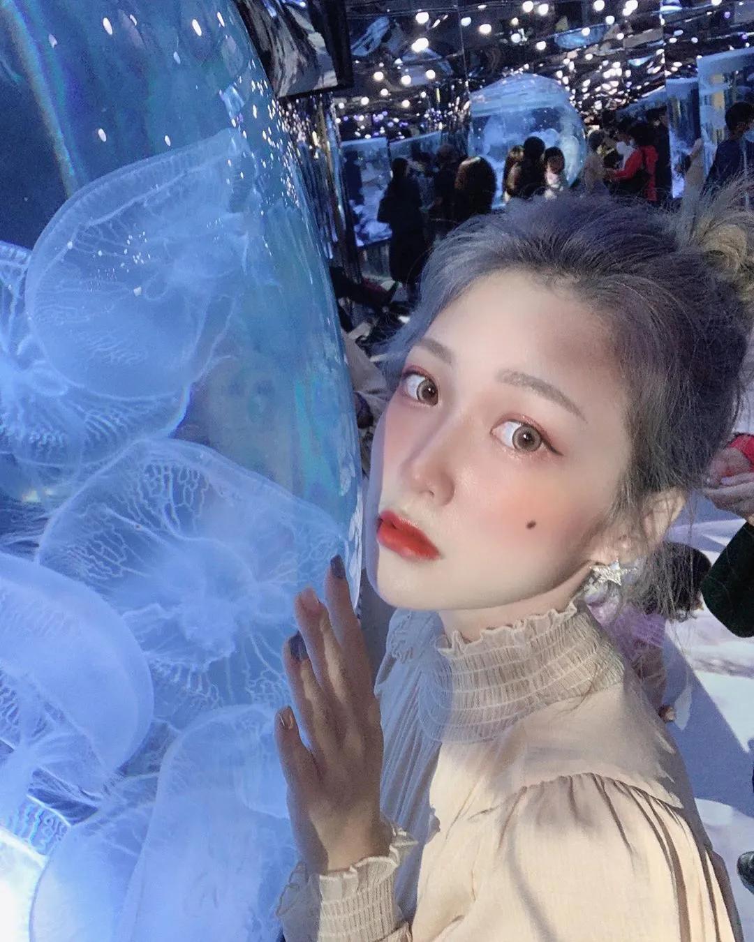 突然想起这个月是农历七月 绒绒(3)