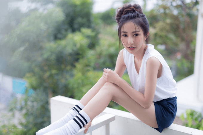 曼谷街头惊见「天使甜心」！超激白+狠腰瘦让人一看目光再也离不开(8)