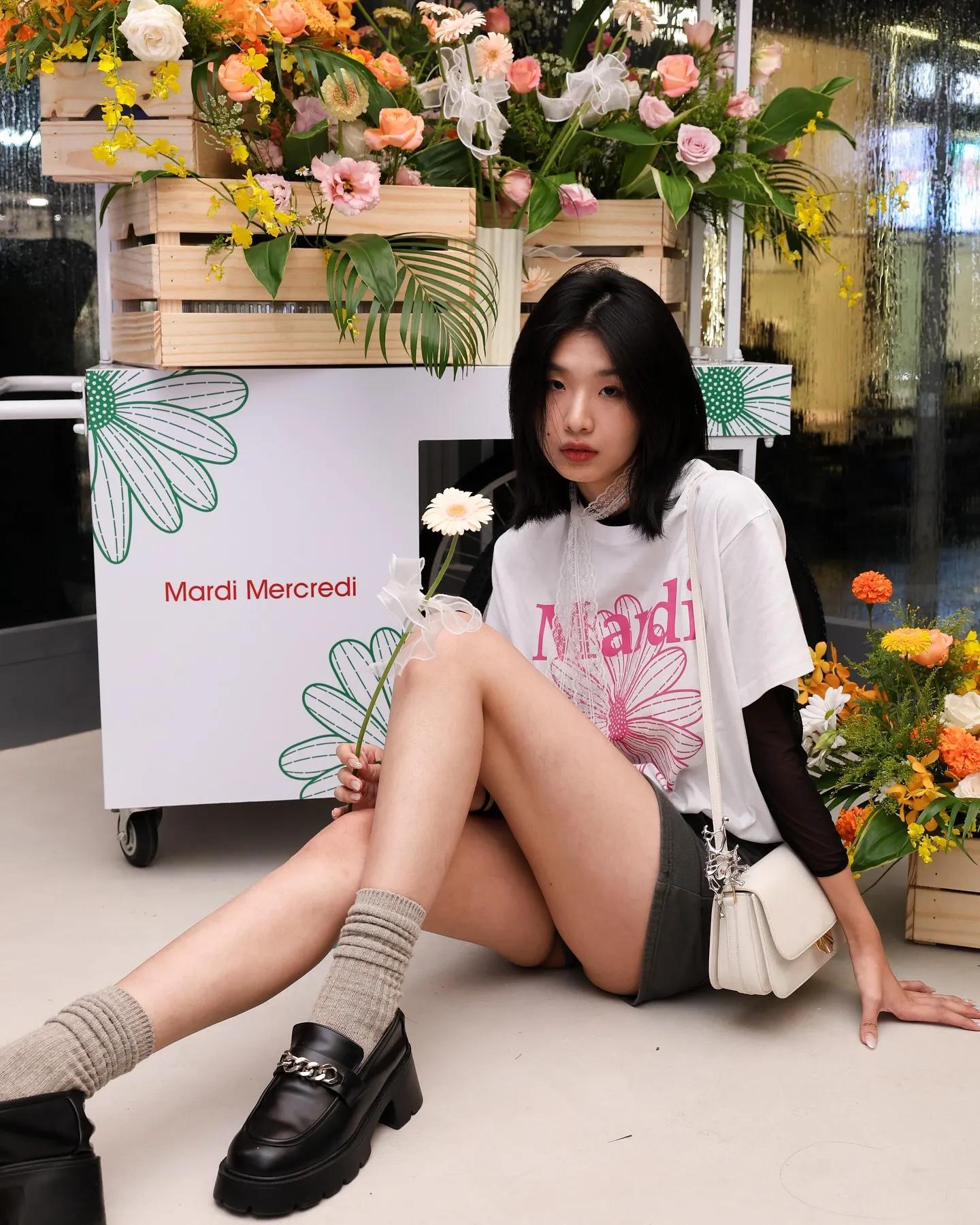 空灵系美女「晓Mei」正面侧面都太火辣了 相当吸睛(18)