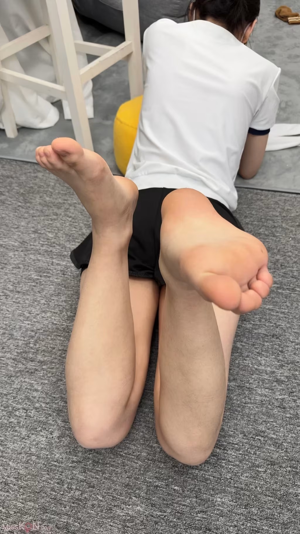 [三禾攝影] No.010： 日式體操服 裸足 (136 photos + 1 video) - ( Page 1 / 2 )(21)