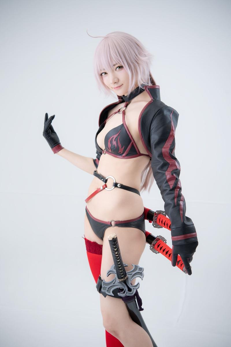 [Cosplay] Sakurai 桜井 – クレイジーマッド水着道! 刻むわよ マスターちゃん、ふふっ(59)