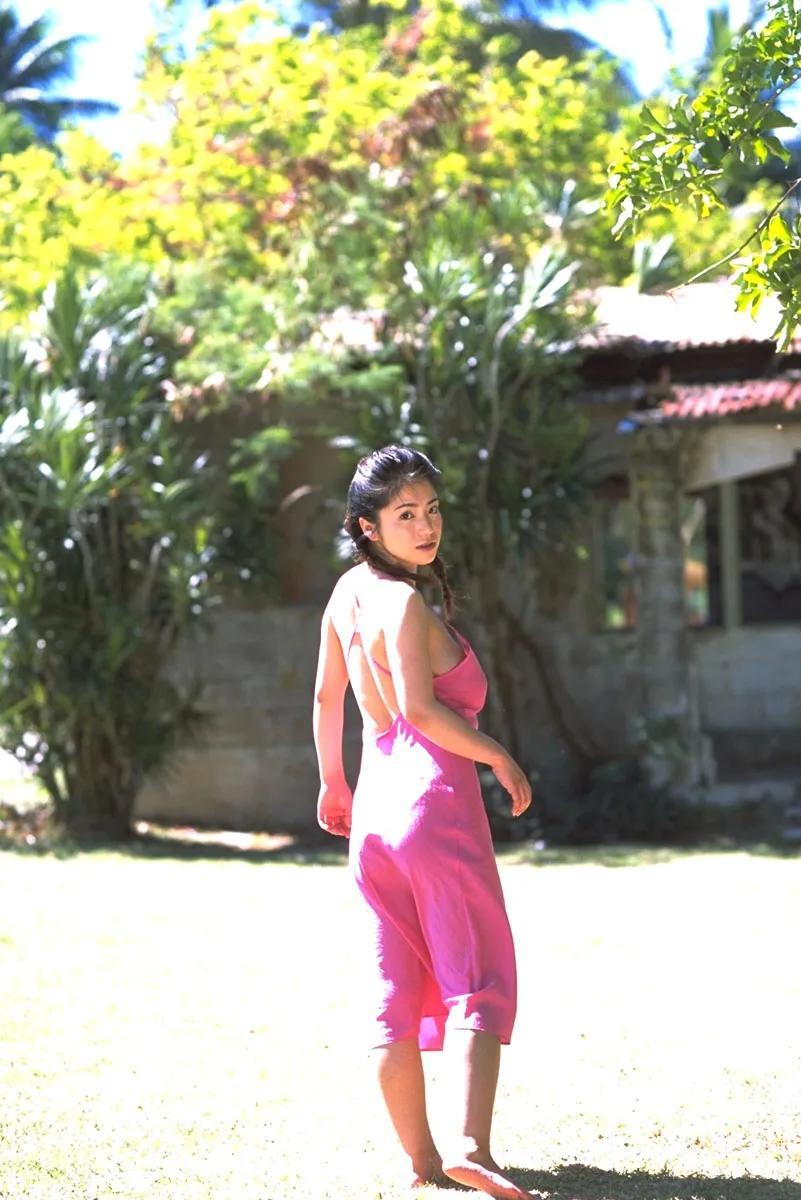 大浦あんな 白嫩长辈包不住忍不住回头多看一眼(3)