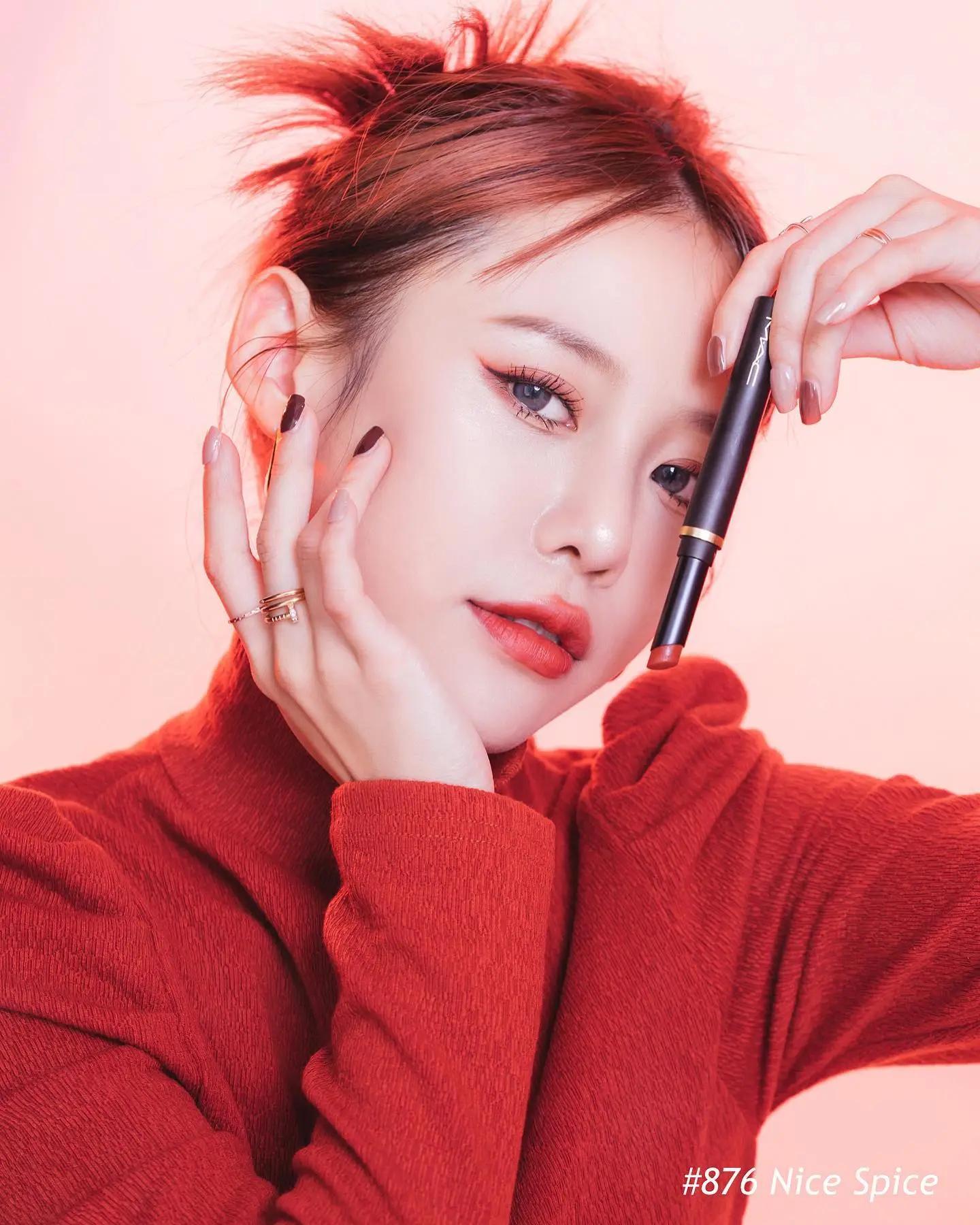 女神「纪卜心」甜美脸蛋「优质曲线」把粉丝辣晕！(8)