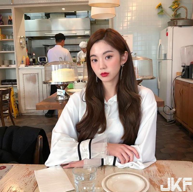 好狂喔！沙漠出现「比基尼奶妹」！大胆作风「完美曲线」连游客都傻眼！-小湿妹图(12)