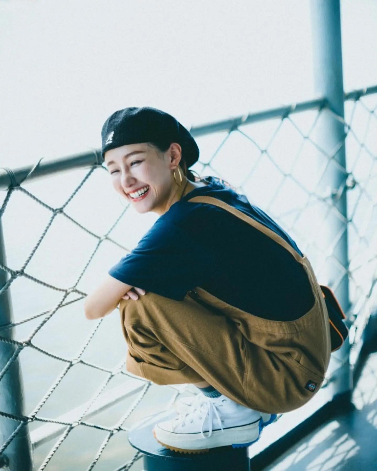 知性美女兔美迷人电眼魅惑人心不罢休