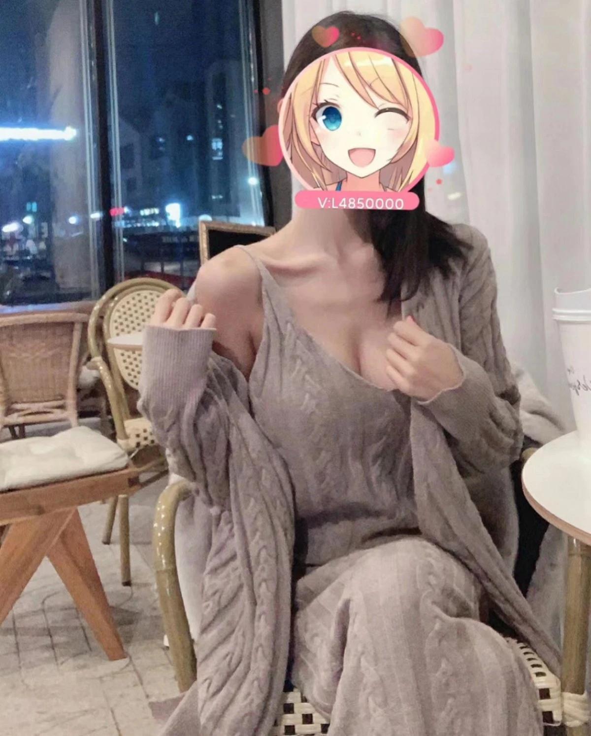 網絡美女薇薇微信朋友圈資源合集私房性感連身裙系列秀魔鬼身材迷人誘惑寫真297P(106)